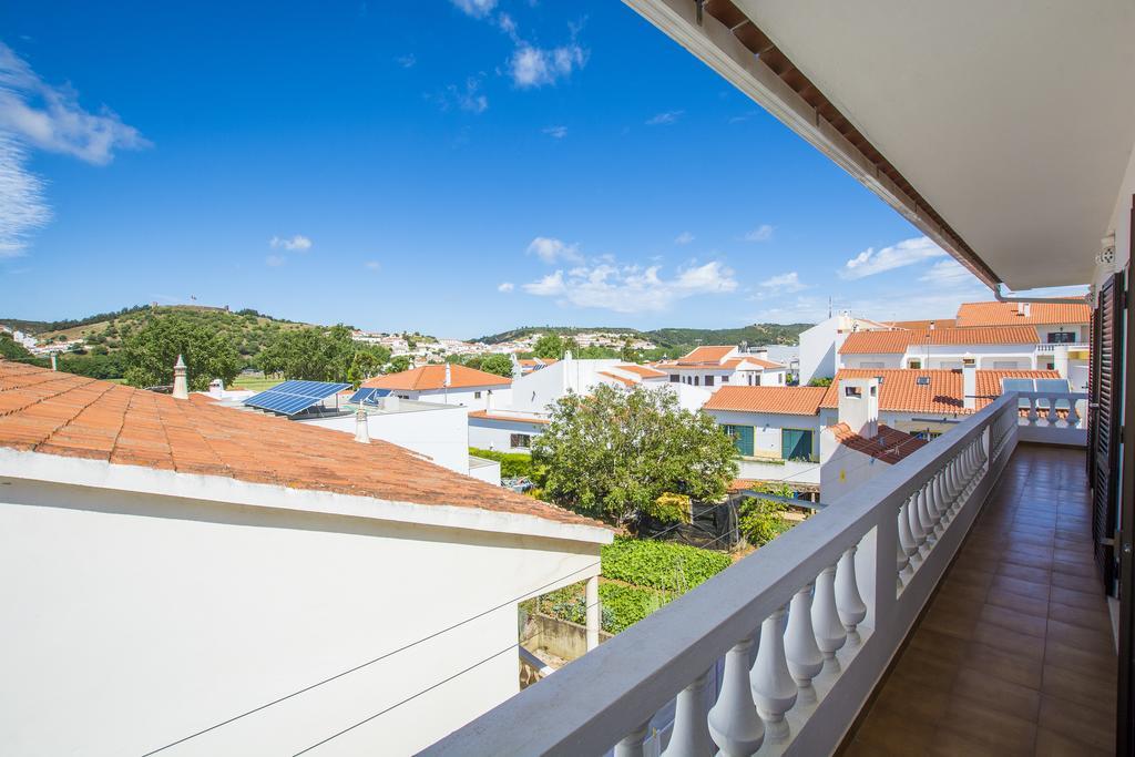 Guesthouse A Lareira Aljezur Eksteriør bilde